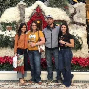 Meet your Posher, Kelly